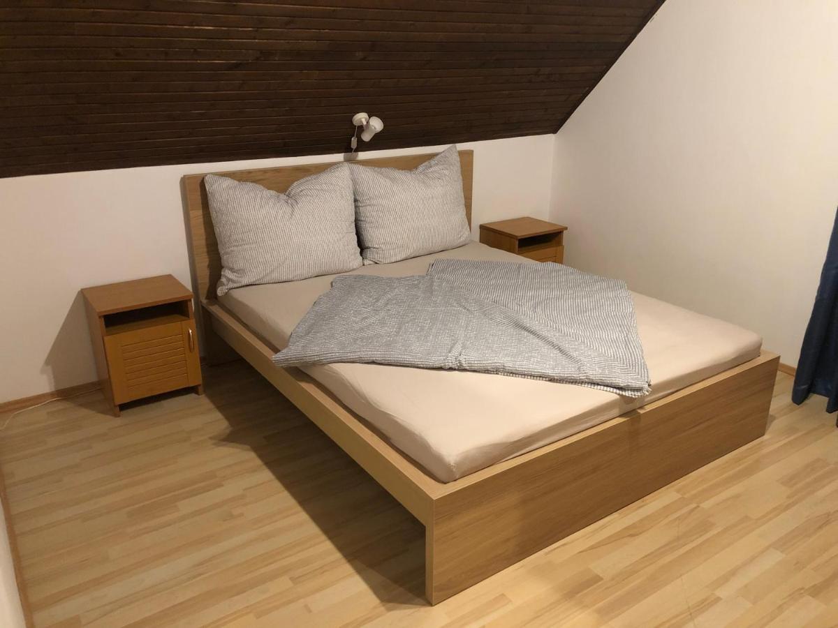 Valentin Vendeghaz Hotel Balatonlelle Luaran gambar